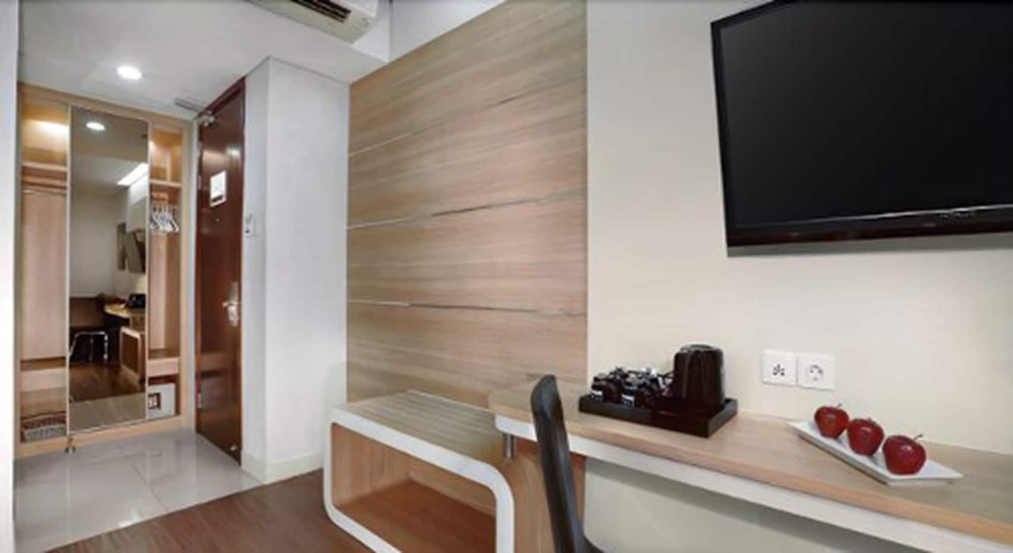 Hotel Neo Gubeng By Aston Surabaya Luaran gambar